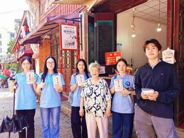 按照“一街一策”差异化打造四大特色主